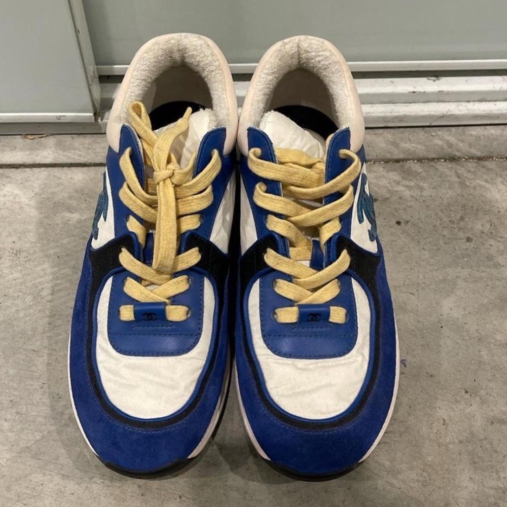 2019 Chanel Cruise Pastel Trainers - Picture 2 of 4